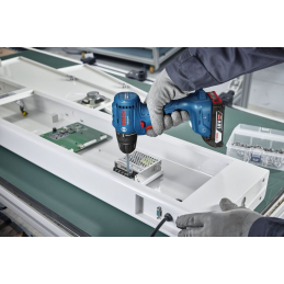 Akumulatorowa wkrętarko-wiertarka ISR Industrial Bosch 18V-30 P
