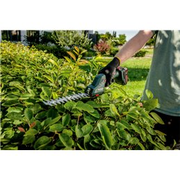 SGS 18 LTX Q Akumulatorowe nożyce do krzewów i trawy Metabo