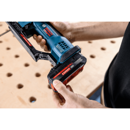 Wyrzynarka EXST18V-155S BOSCH EXPERT (L-Boxx) 06015B0100