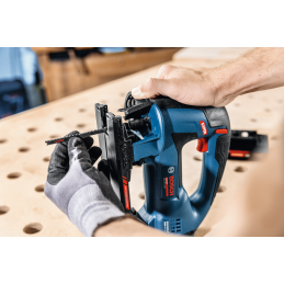 Wyrzynarka EXST18V-155B BOSCH EXPERT (L-Boxx) 06015B1100