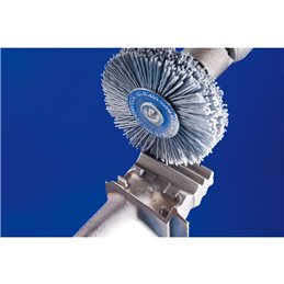 PFERD  Szczotka tarczowa niepleciona POS RBU Ø70 x 15 mm trzpień Ø6 mm włókno SiC Ø0,90 ziarno 180